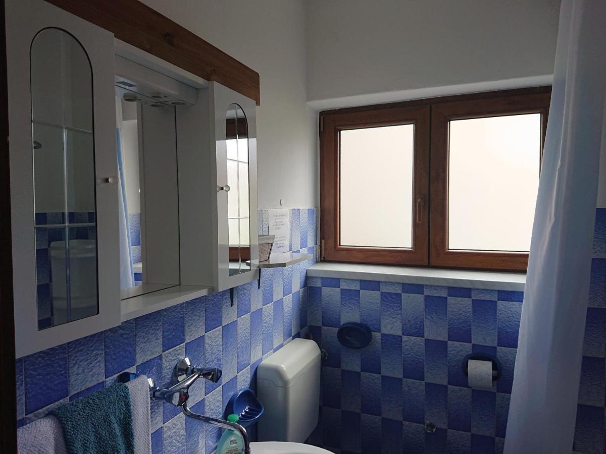 Da Dorian Room Plus Apartments Punat Exterior photo