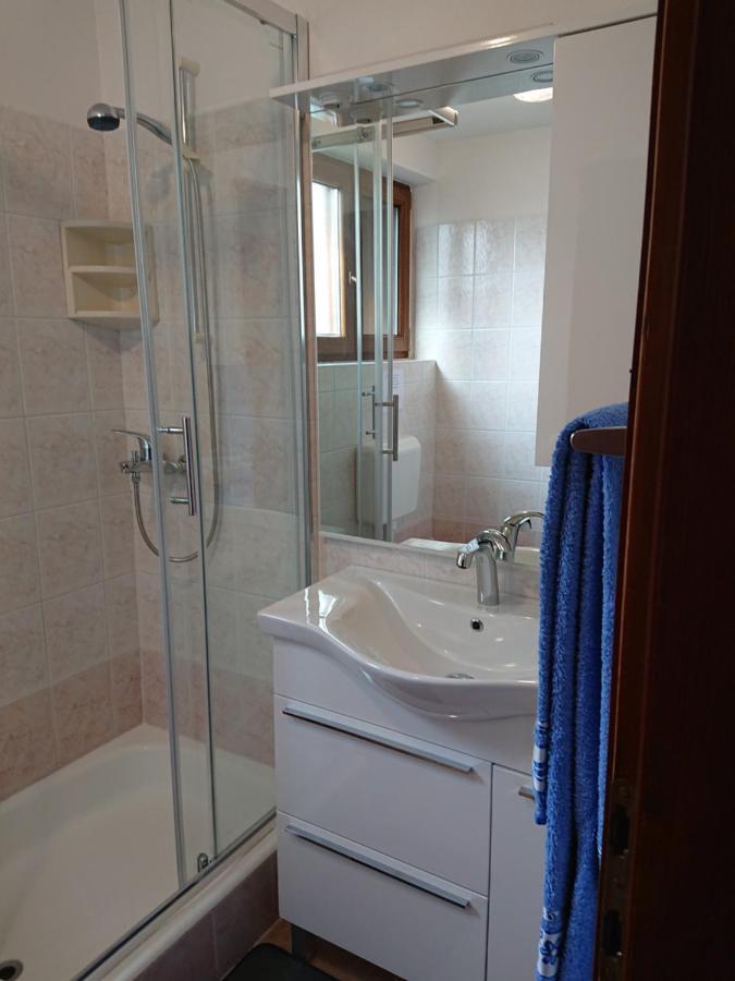 Da Dorian Room Plus Apartments Punat Exterior photo