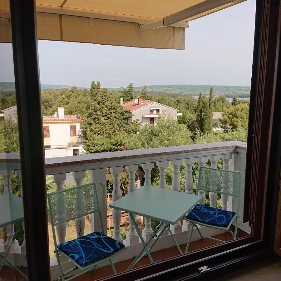 Da Dorian Room Plus Apartments Punat Exterior photo