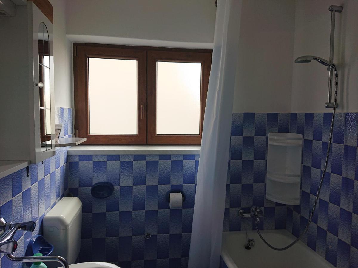 Da Dorian Room Plus Apartments Punat Exterior photo